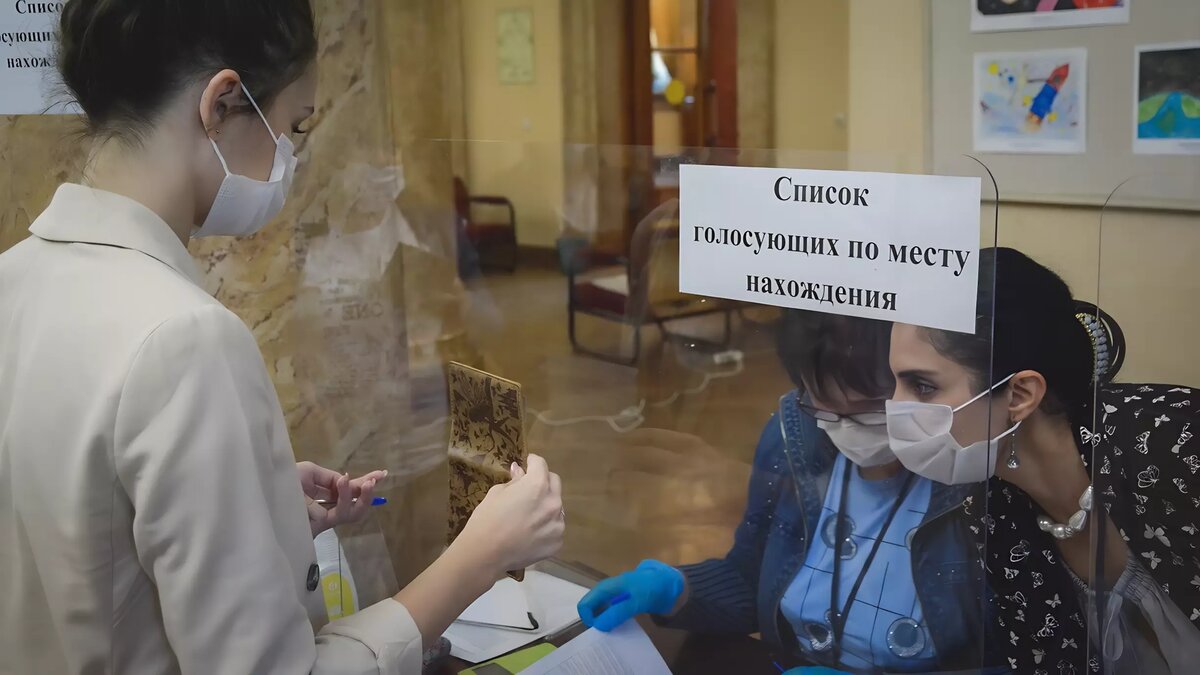     Глава Центризбиркома (ЦИК) России Элла Памфилова оценила масштабы нападений на избирательные участки во время голосования на выборах главы государства 15–16 марта.