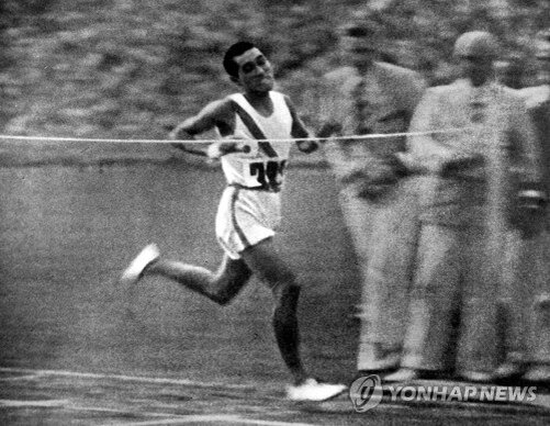 Сон Кичжон на Олимпиаде 1936 года.