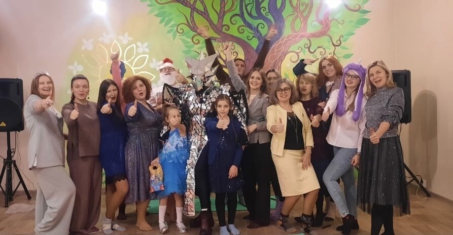 Даяна Шарма новогодняя расстановка  