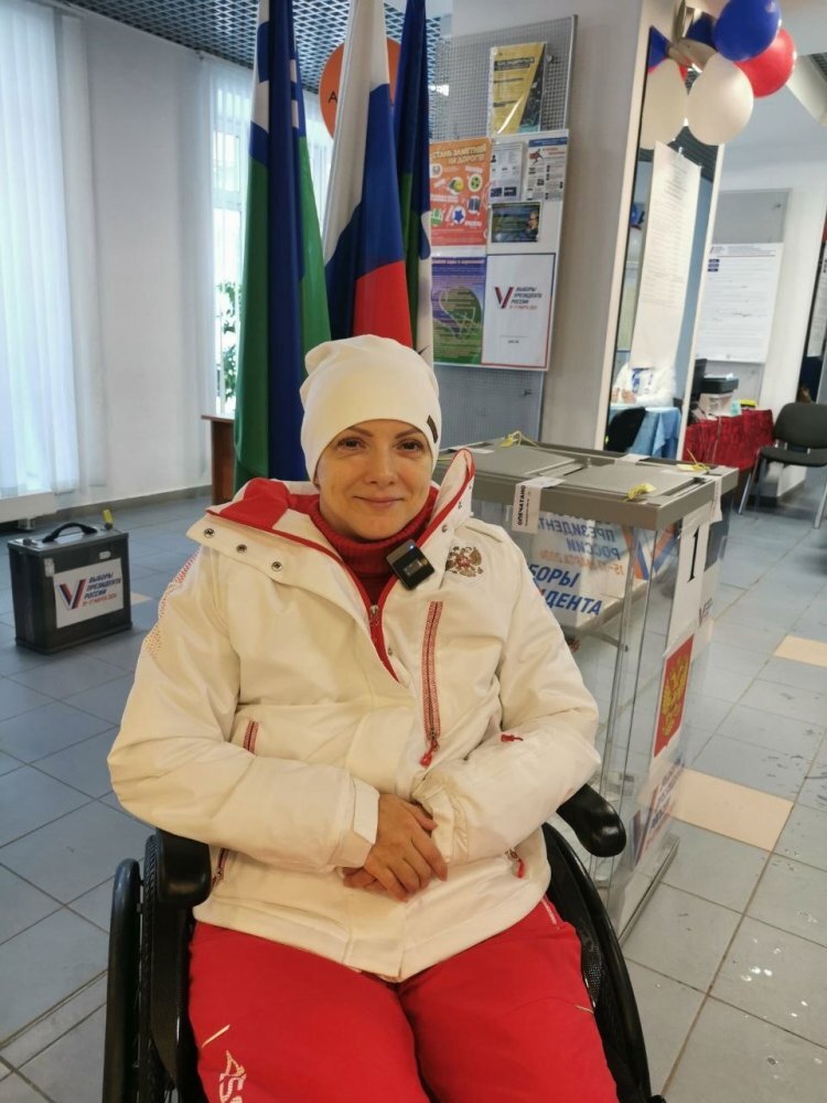    Спортсмены Югры голосуют на выборах президента