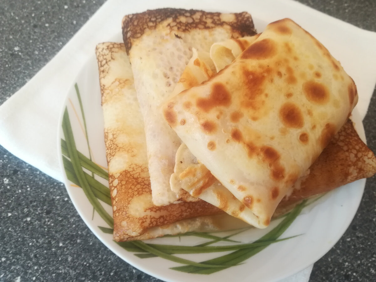 Блинчики с яблоками