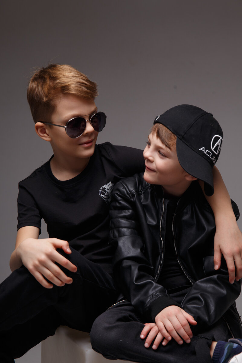 Нет более отличающихся друг от друга детей, чем дети одной семьи