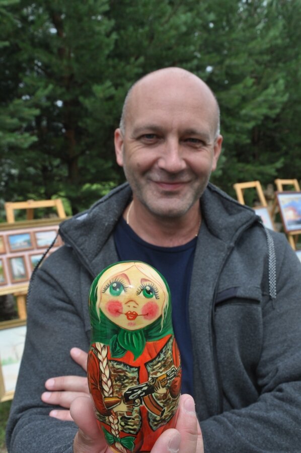 Владимир Елютин