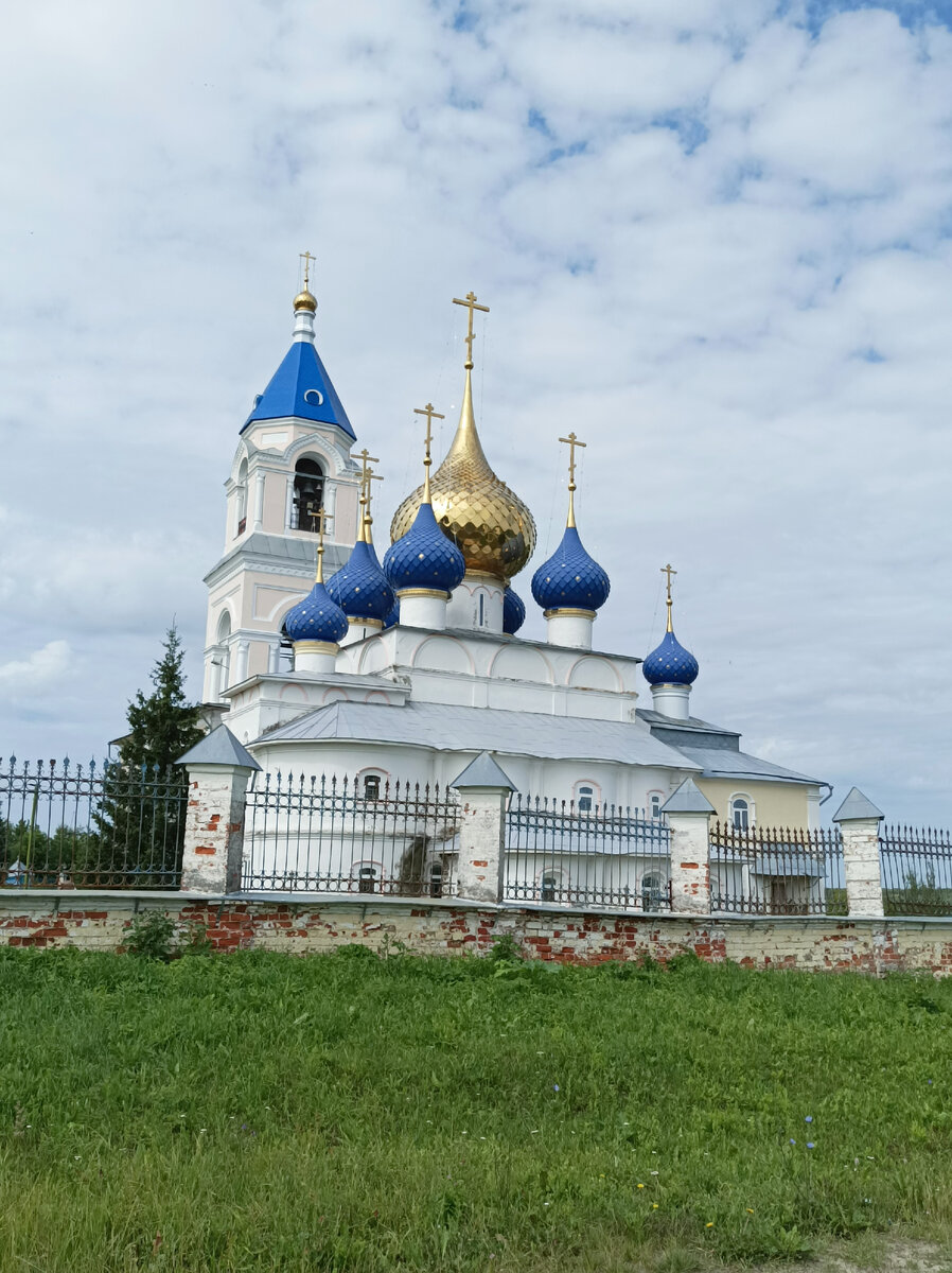 Велосипедное путешествие. День 5. Чкаловск-Пурех-Заволжье-Городец:  Нижегородская ГЭС, памятник Д.М. Пажарскому, Спасо-Преображенская церковь |  ВелоПешеходинг. Велосипедные и пешие путешествия. | Дзен