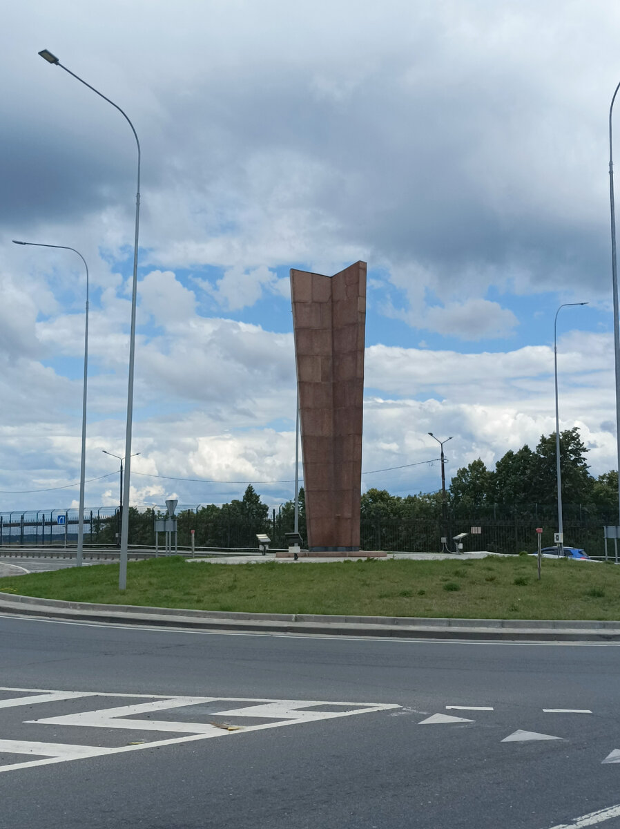 Велосипедное путешествие. День 5. Чкаловск-Пурех-Заволжье-Городец:  Нижегородская ГЭС, памятник Д.М. Пажарскому, Спасо-Преображенская церковь |  ВелоПешеходинг. Велосипедные и пешие путешествия. | Дзен