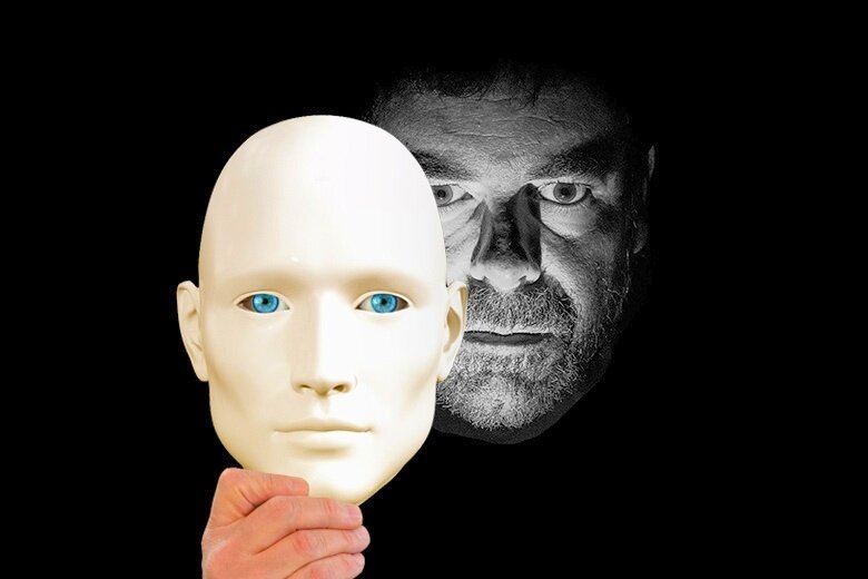 "Триадники" самый опасный и самый жесткий тип токсичной личности. Это люди без эмпатии, сочувствия, моральных принципов и ценностей. Они контролируют, подавляют, "идут по головам", а близких практически уничтожают.