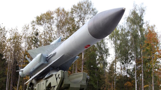    Силы ПВО РФ перехватили баллистическую ракету С-200 над Брянской областью Андрей Бурков
