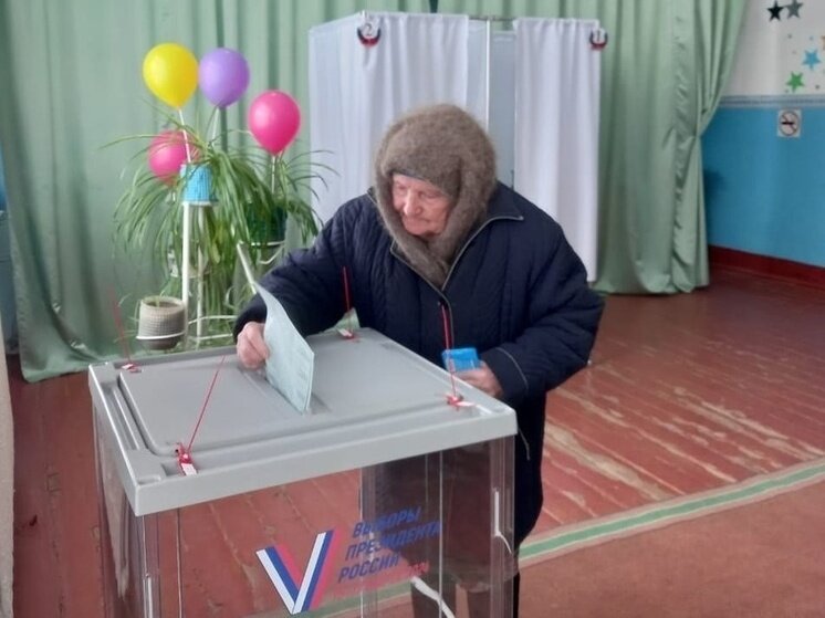 плотность воды кг/л. 81 0 5. определите массу 5л воды. какую массу имеет мед занимающий банку вместимостью 0. плотность воды физика кг/м3.