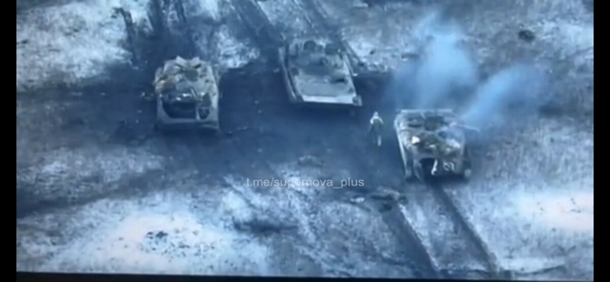 Скрин с видео снятого дроном всу. 