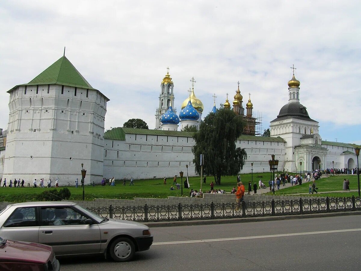 Сергиев Посад: как добираться из Москвы автобусом, электричкой, экспрессом?  | Яндекс Путешествия | Дзен