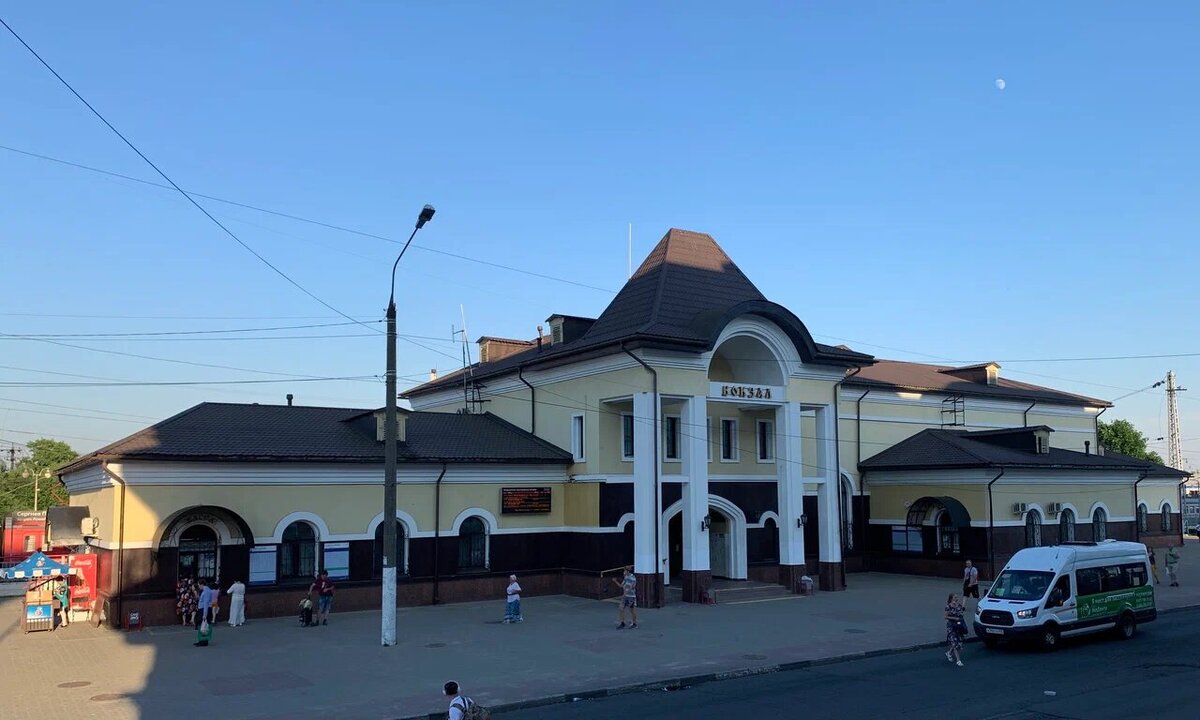Расстояние до Сергиева Посада по железной дороге составляет 70 км. Источник фото: Яндекс Карты. Автор: Макс