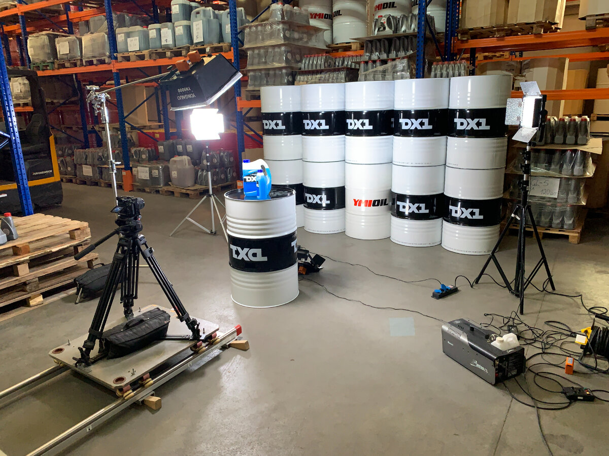 Бекстейдж со съёмок рекламного ролика для бренда DX1 и YMI OIL