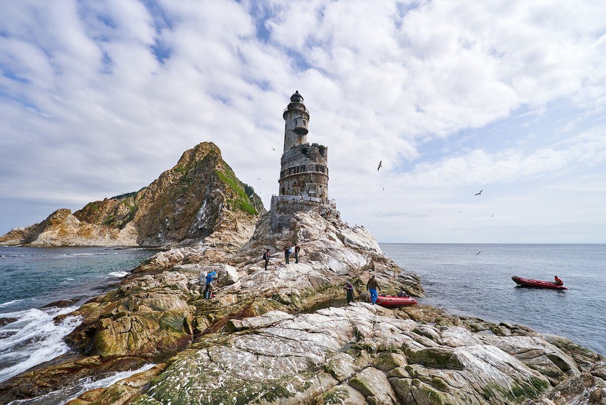 Маяк на мысе Анива 