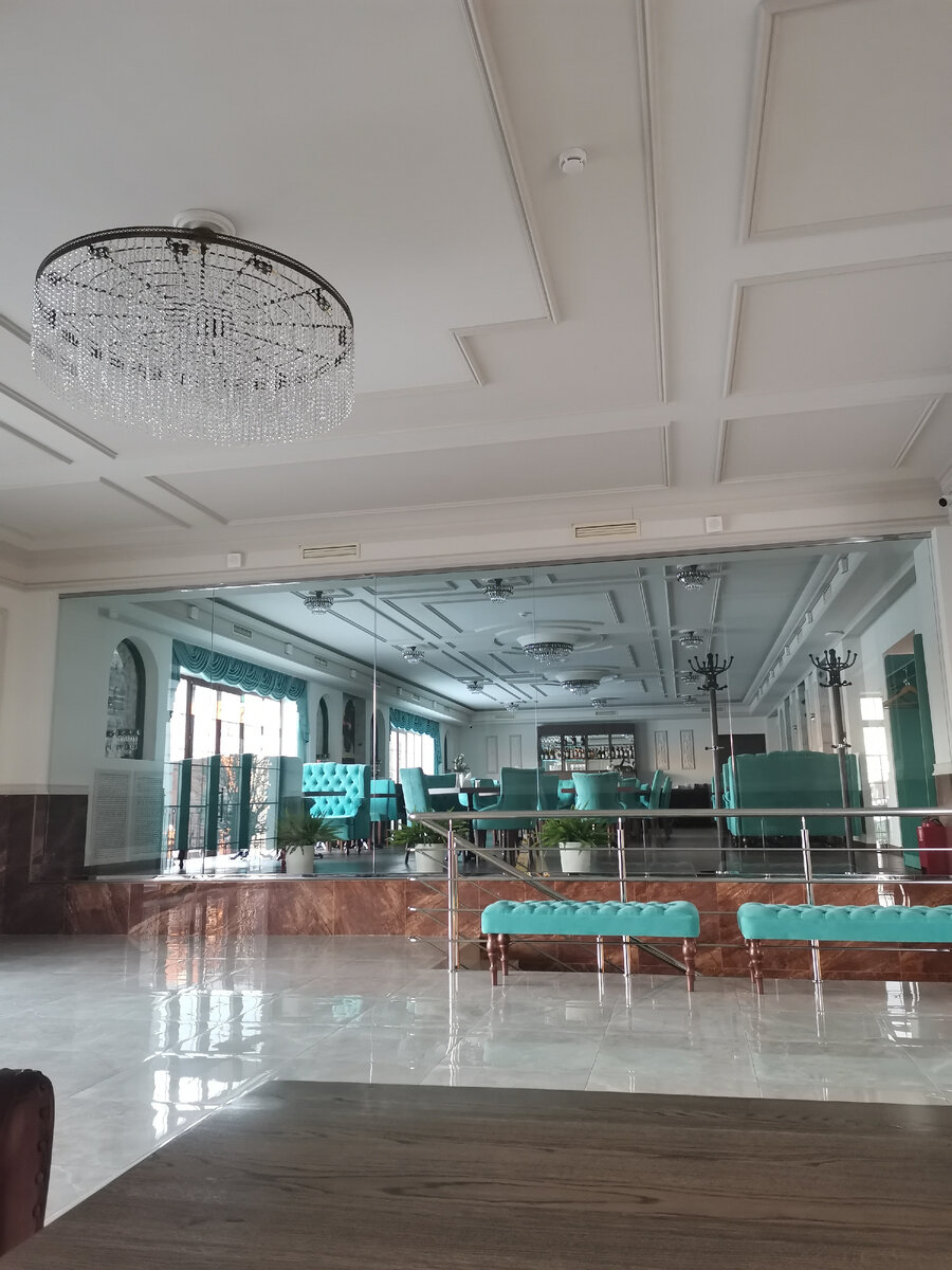 Отель «Александр Невский», ресторан