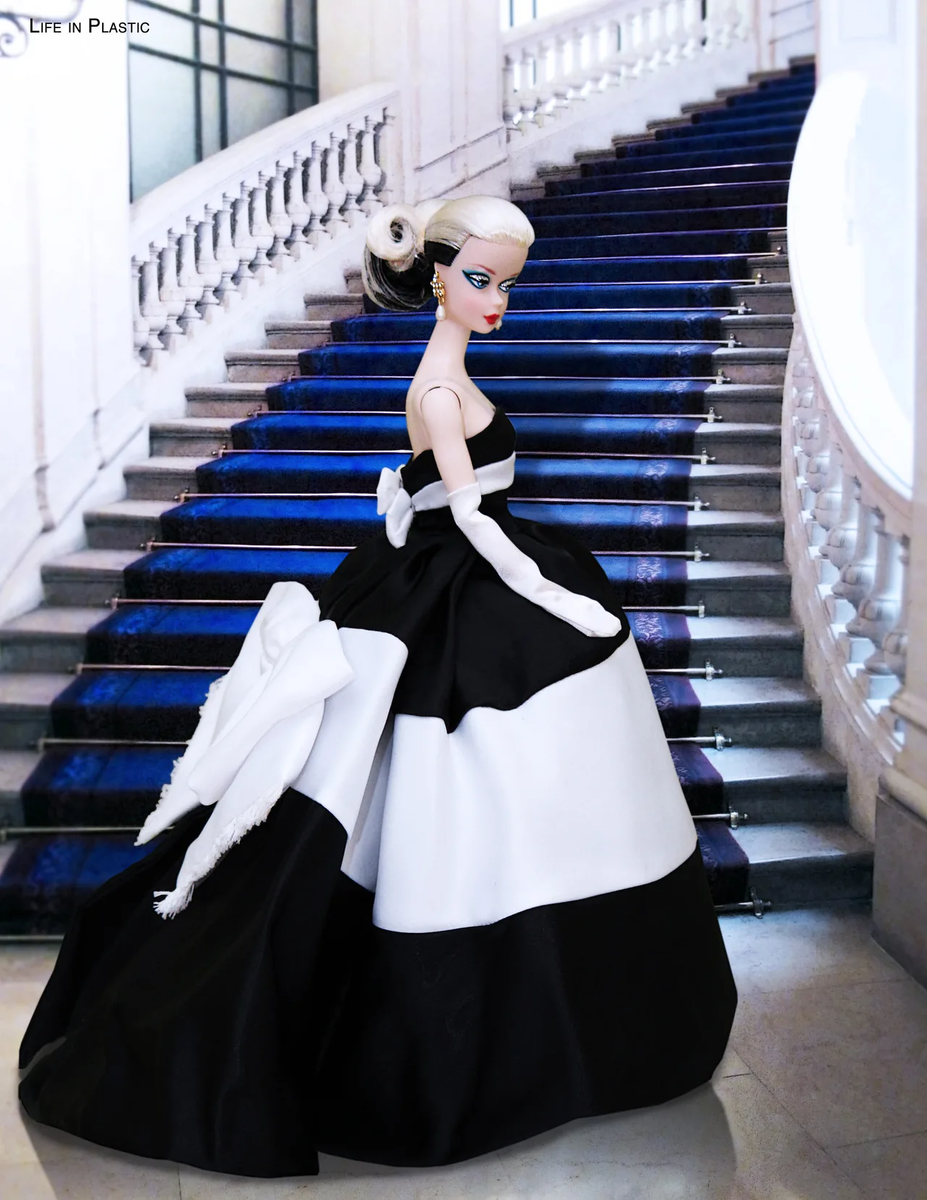 2019 Barbie® Black and White Forever ™ Doll, Mattel, открытые фотоисточники 
