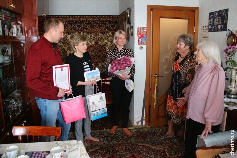    Сто лет сегодня исполнилось Марии Ивановне Беломестновой