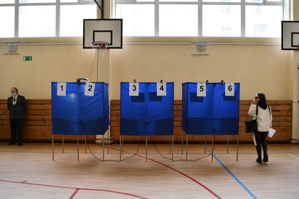 Результаты выборов в госдуму. Сколько проголосовало на данный момент. Результаты выборов в госдуму 2021. Итоги выборов в россии 2021. Выборы партии россии результаты.