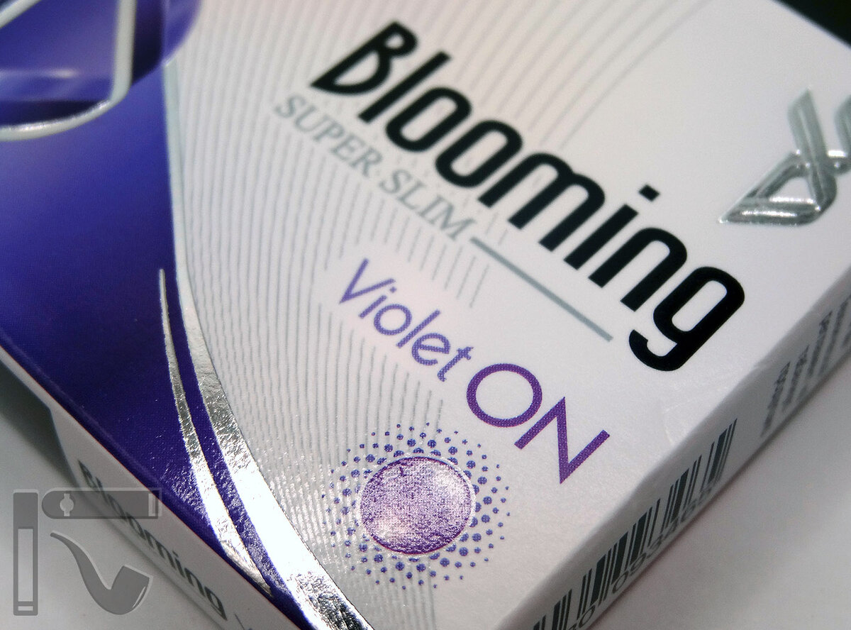 Сигареты Blooming Violet. Фото:©канал "Уголок Курильщика"