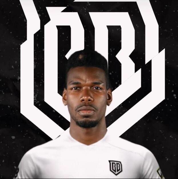    Поль Погба в майке Broke Boys. Соцсети