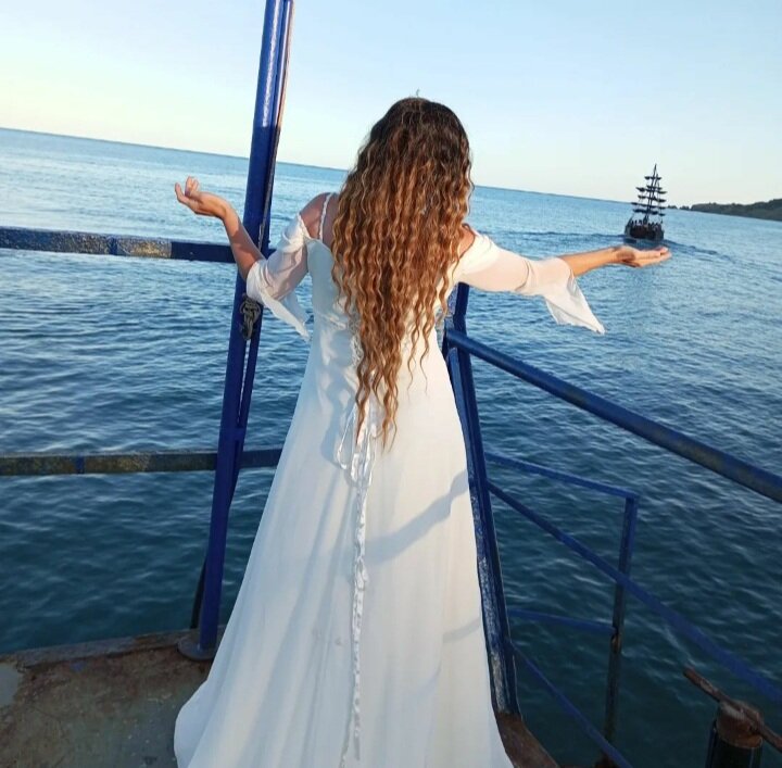 Коктебель, жду  корабль.