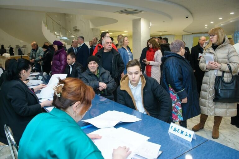    Паслер поблагодарил оренбуржцев, кто нашел время проголосовать и организовывал выборы Белов Михаил Александрович