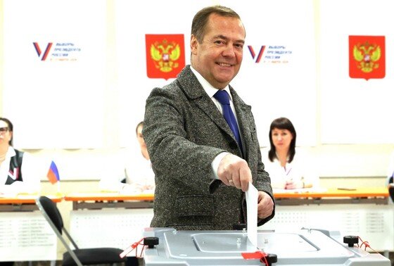    Дмитрий Медведев на выборах президента РФ