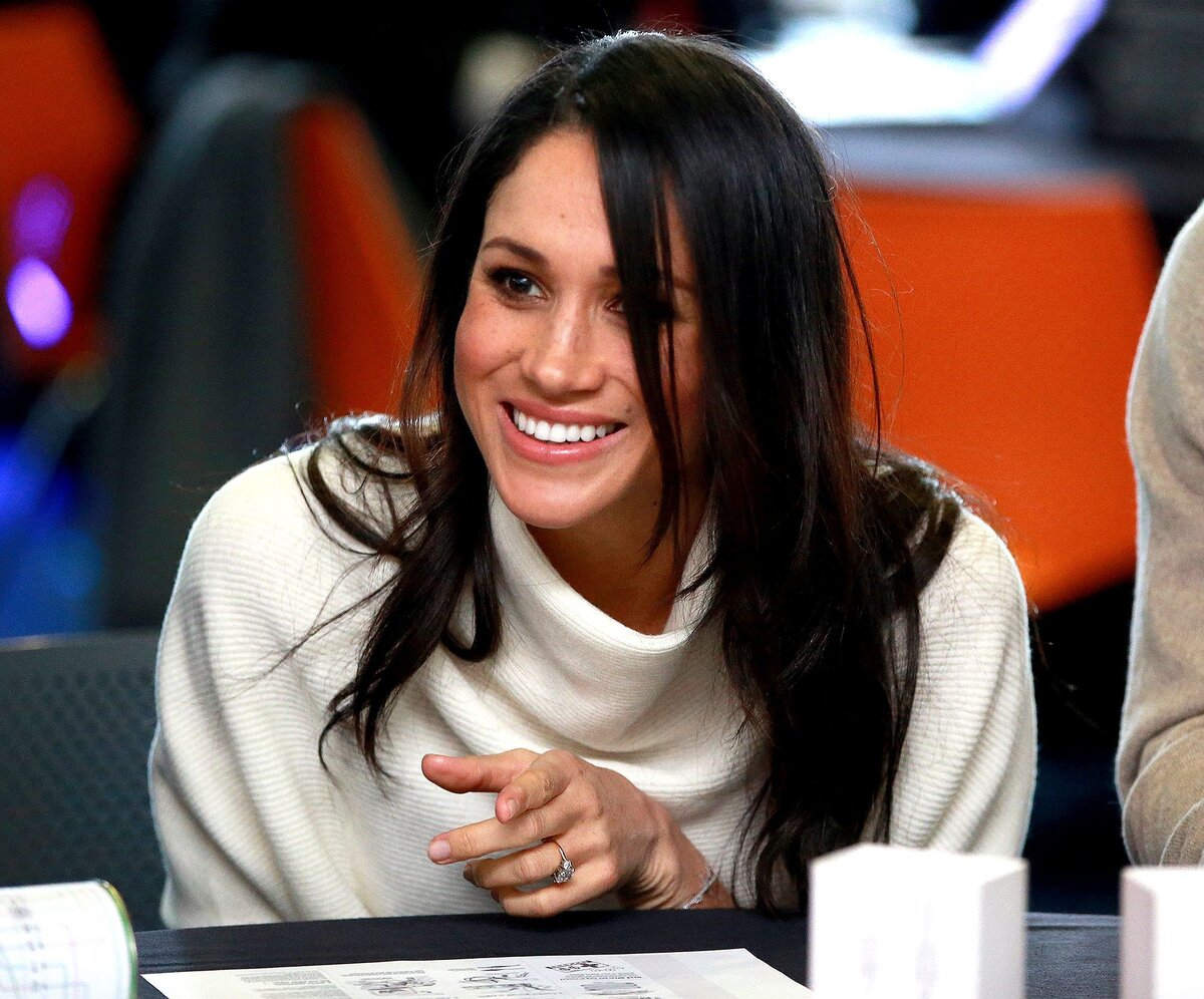 Я готов целовать песок, по которому ты ходила, но щи твои ест пусть кто ...