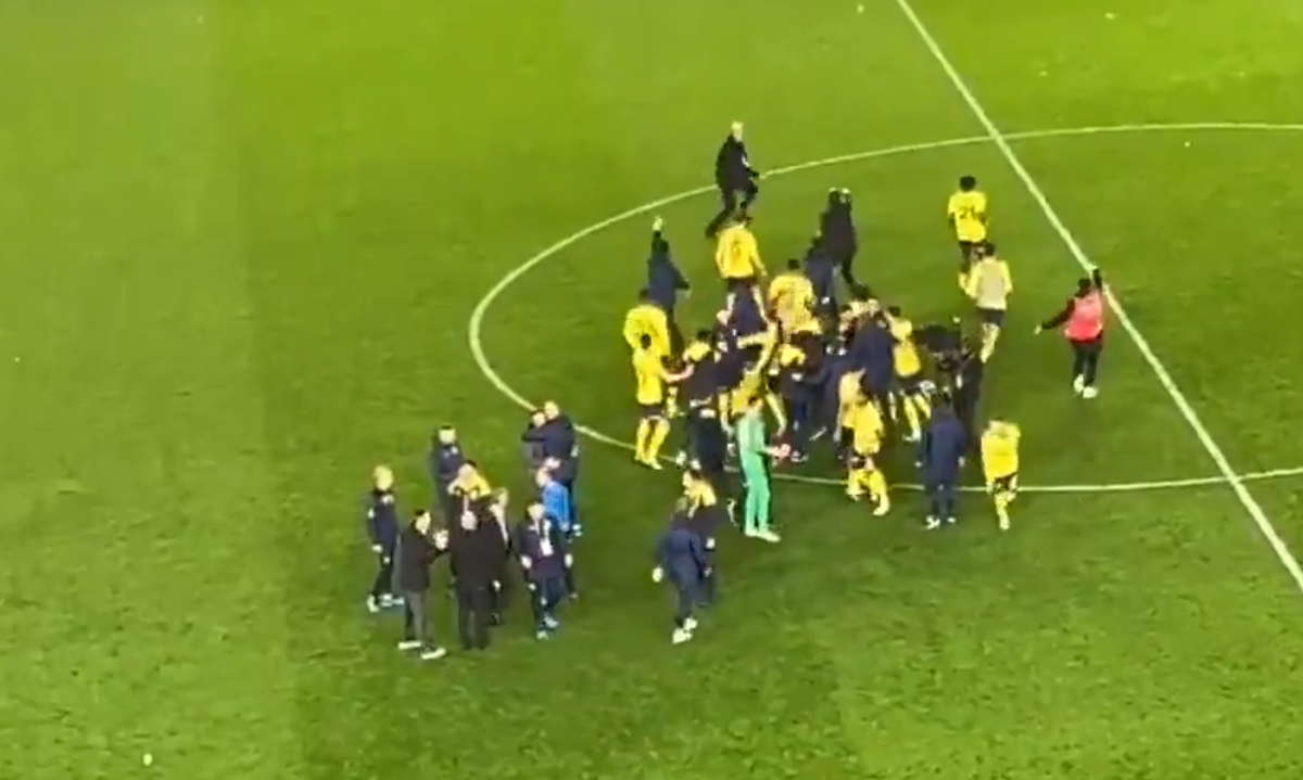 футбольная команда. ереван турция. что такое турецкая футбольная драма. армения турция футбол. хакан футболист турция.