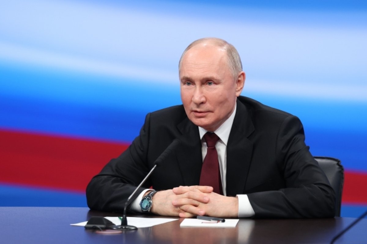    Экономист Робертс: Путин объединяет РФ, поэтому явка на выборах так высока