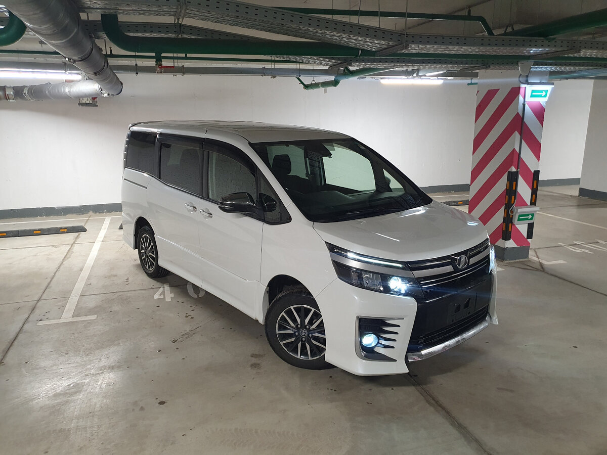 Отличительная черта комплектации ZS Kirameki II — пластиковый обвес снаружи и богатое оснащение