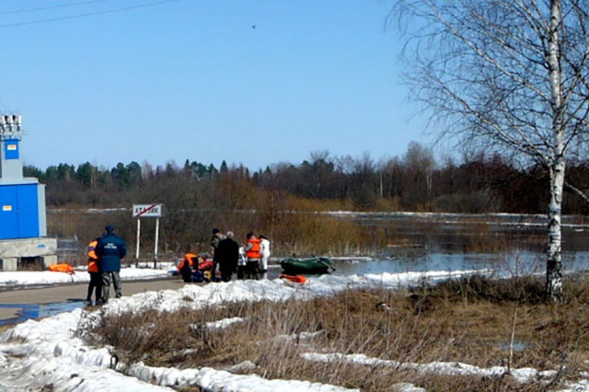    Снега зимой было очень много - вешние воды не заставят себя ждать.