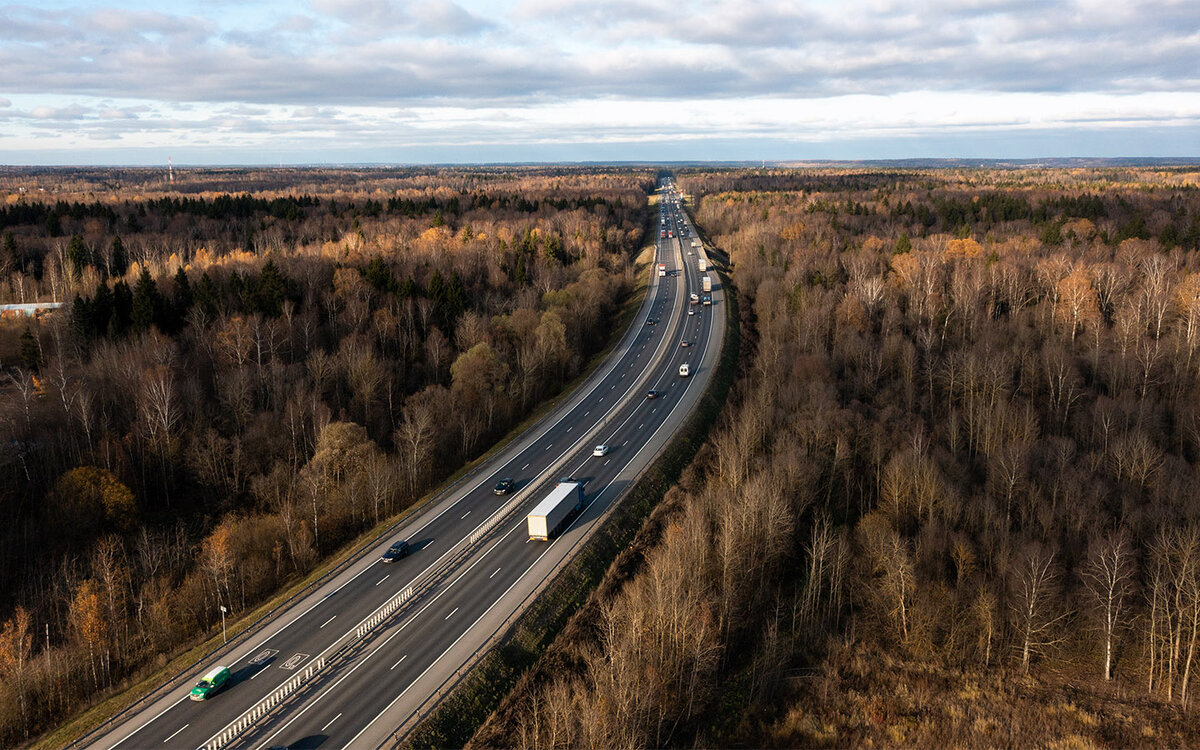 Заправки на трассе м8