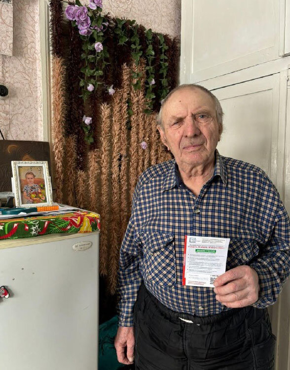 Победитель викторины Аркадий Гайков. Фото «Искитимская газета».📷
