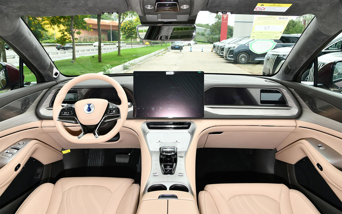 dongchedi.com📷Denza N7