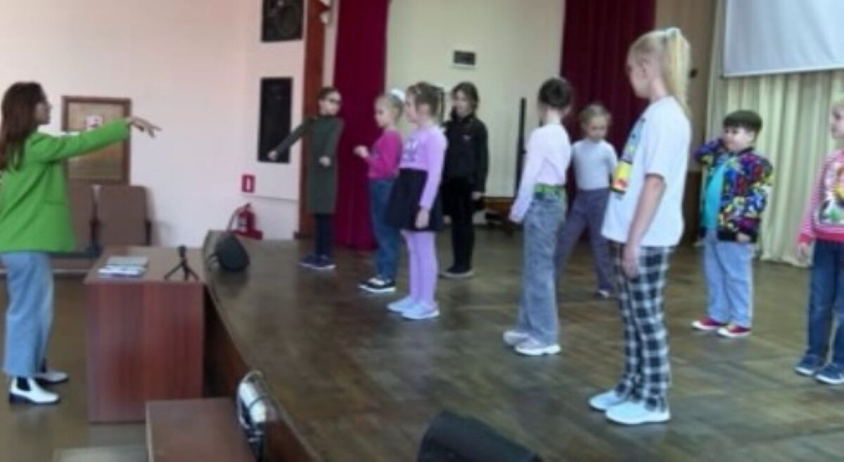    Виктория Иванова - победитель конкурса профессионального мастерства "Сердце отдаю детям"