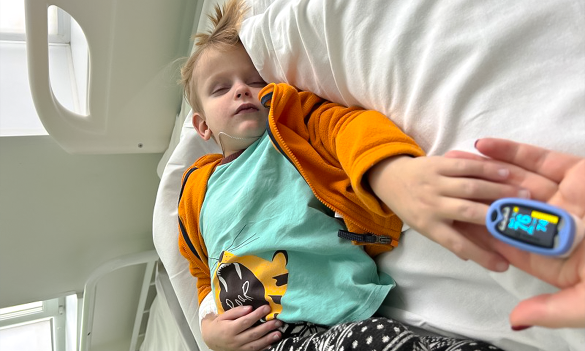 Сбор средств на лечение Вани Корнеева идёт прямо сейчас