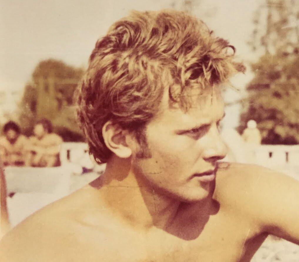 Молодой муж