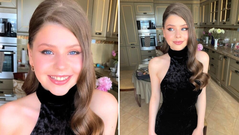 Мария выросла красавицей.