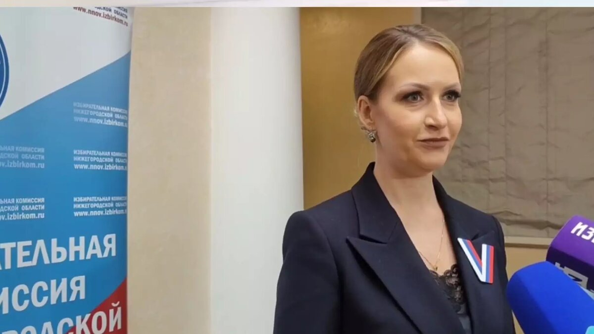     Выборы президента РФ в Нижегородской области прошли штатно. Нарушений за все три дня голосования не было зафиксировано. Об этом заявила глава избиркома региона Маргарита Красилевская во время пресс-подхода 18 марта, передает корреспондент NewsNN.