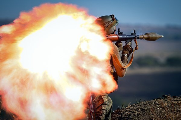 РАбота гранатометчика на одном из направлений в зоне СВО
