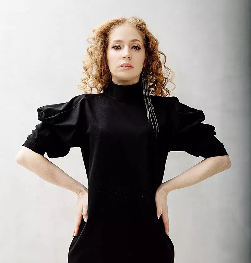 Носить свое, неповторимое офисное платье - желание каждой женщины