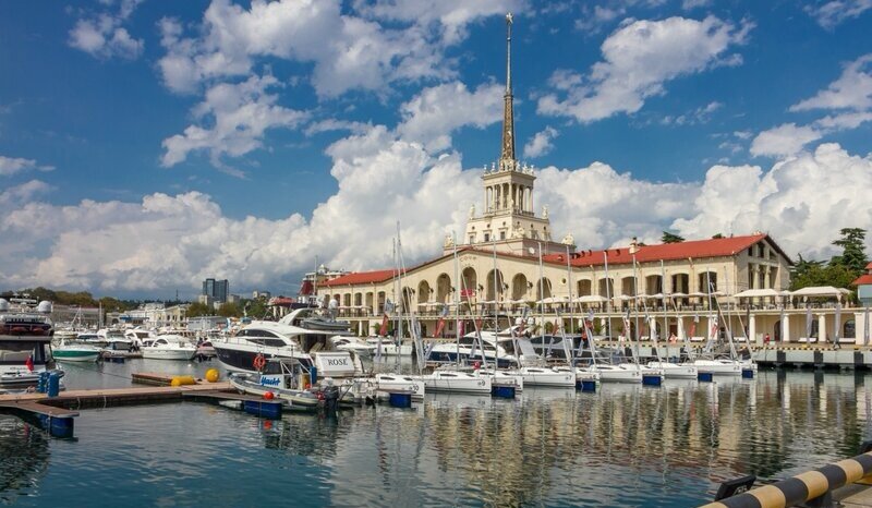 Морской порт Сочи