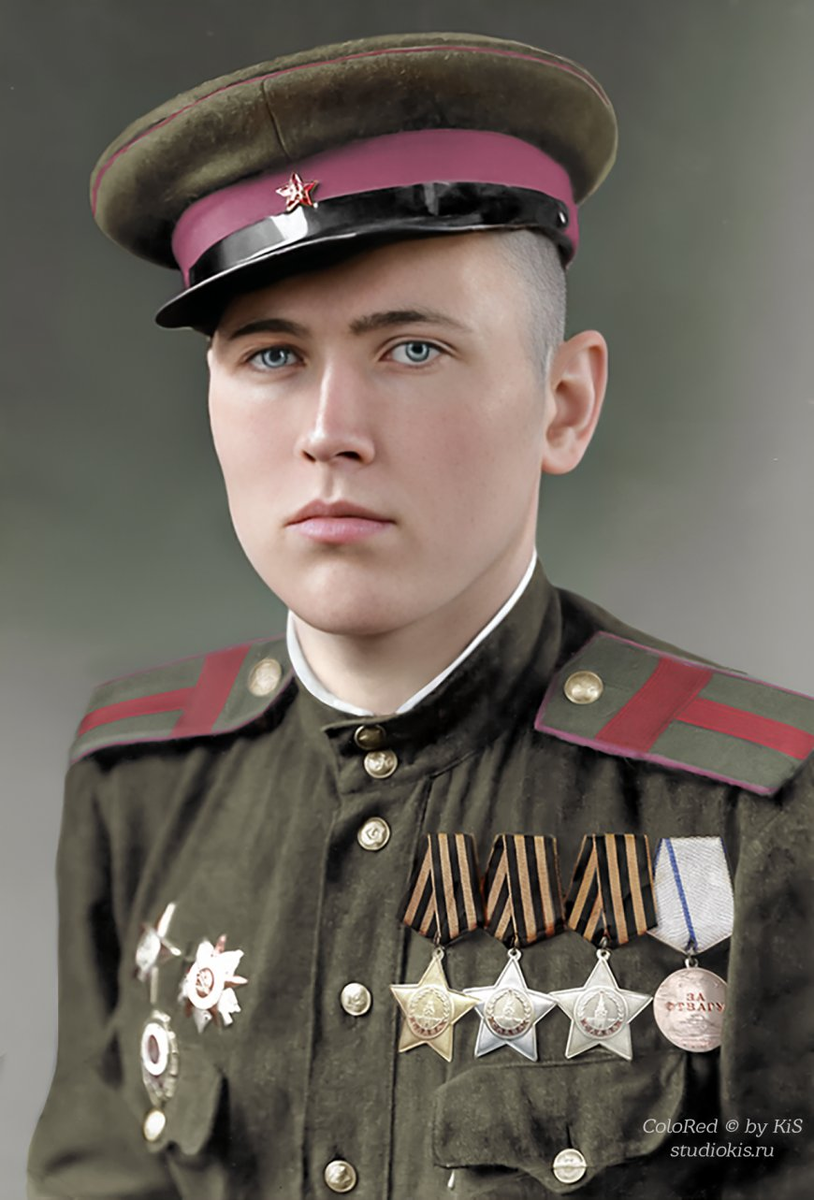 Стал полным кавалером ордена Славы в 22 года и был похоронен заживо ...