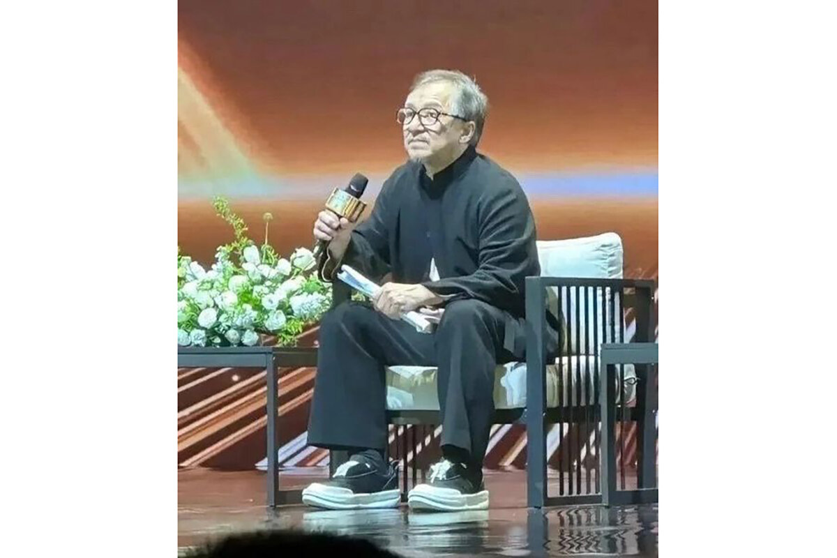 interesnoe_o_zvezdah / Instagram (входит в корпорацию Meta, признана экстремистской и запрещена в России)📷Джеки Чан на встрече с поклонниками, 2024 год