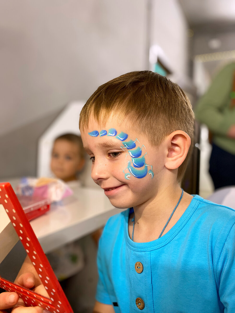 Аквагрим цветной скорпион для мальчиков