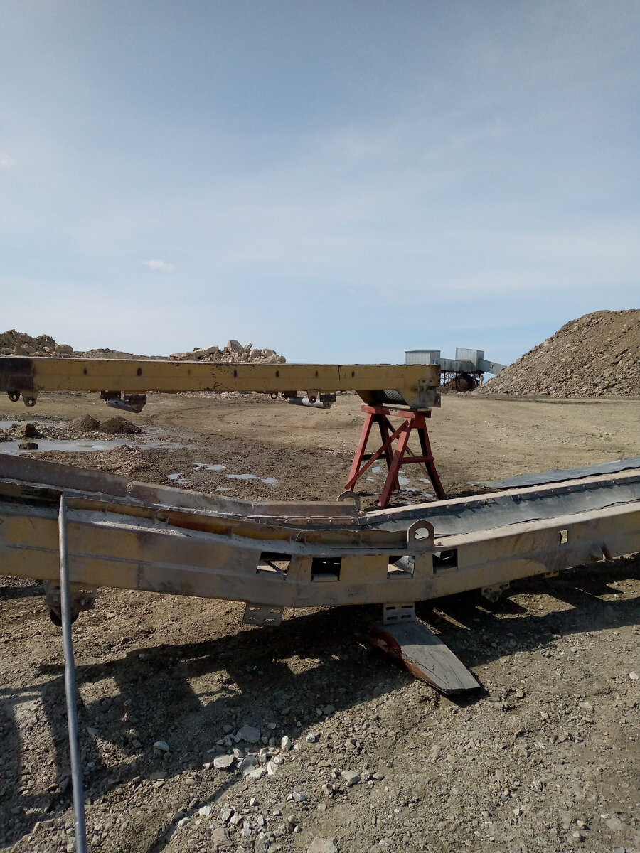 Обслуживали два конвейера!