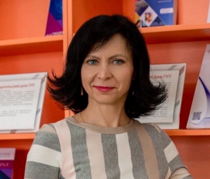 Доцент кафедры управления персоналом ГУУ, к.э.н. Каштанова Екатерина Викторовна. 