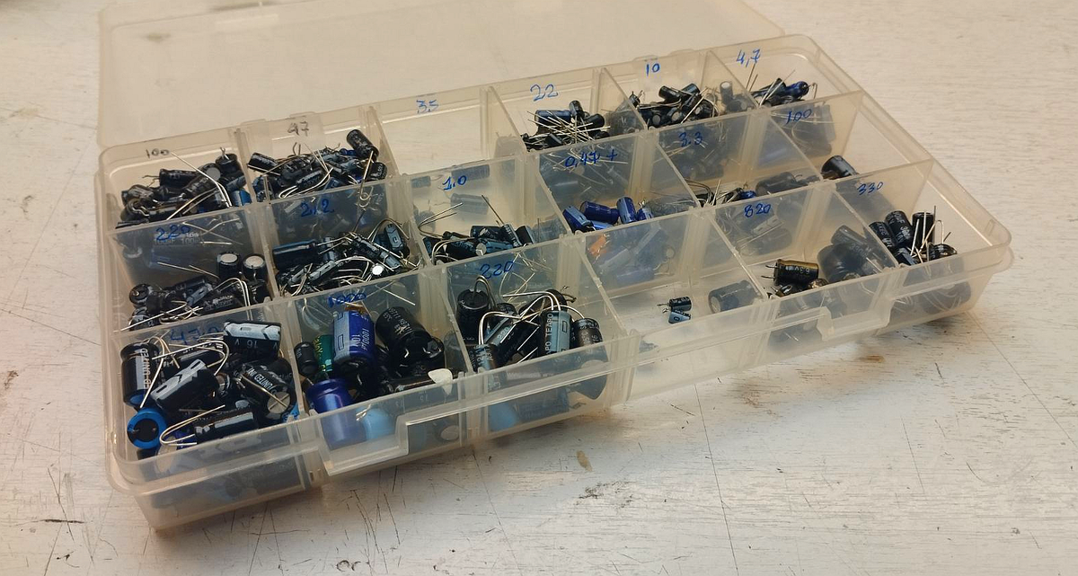 Конкретно этот контейнер не из Фикспрайса, погодите бежать в Фикспрайс ))