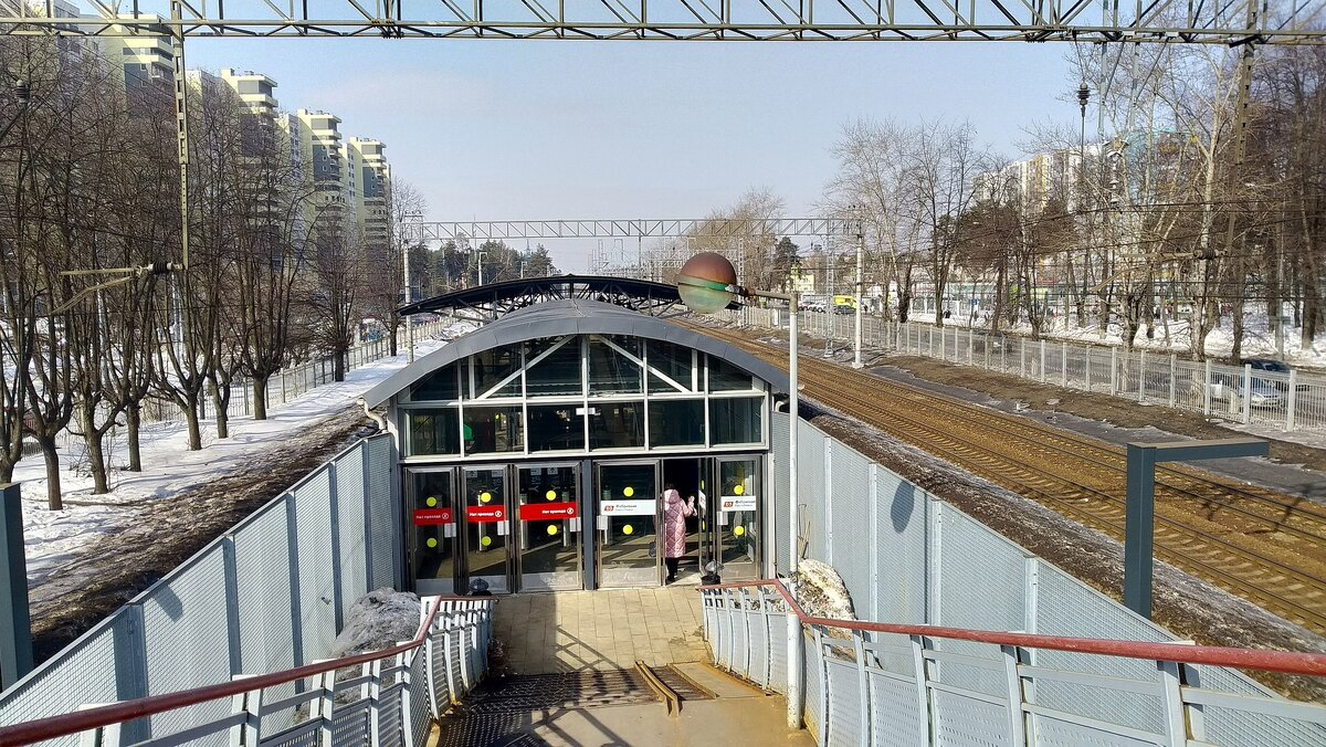 Пл. Фабричная в городе Раменское в марте 2024 года, фото автора 