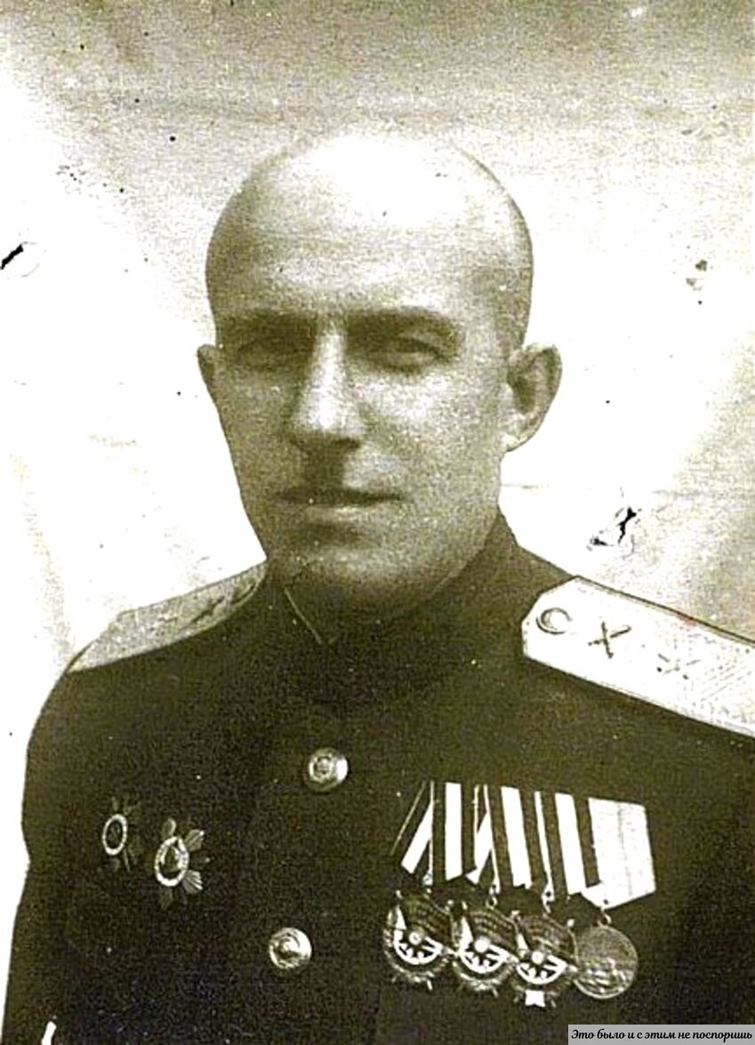 Борис Ильич Кознов «при полном параде». Источник фотографии – https://clck.ru/39QLpp 